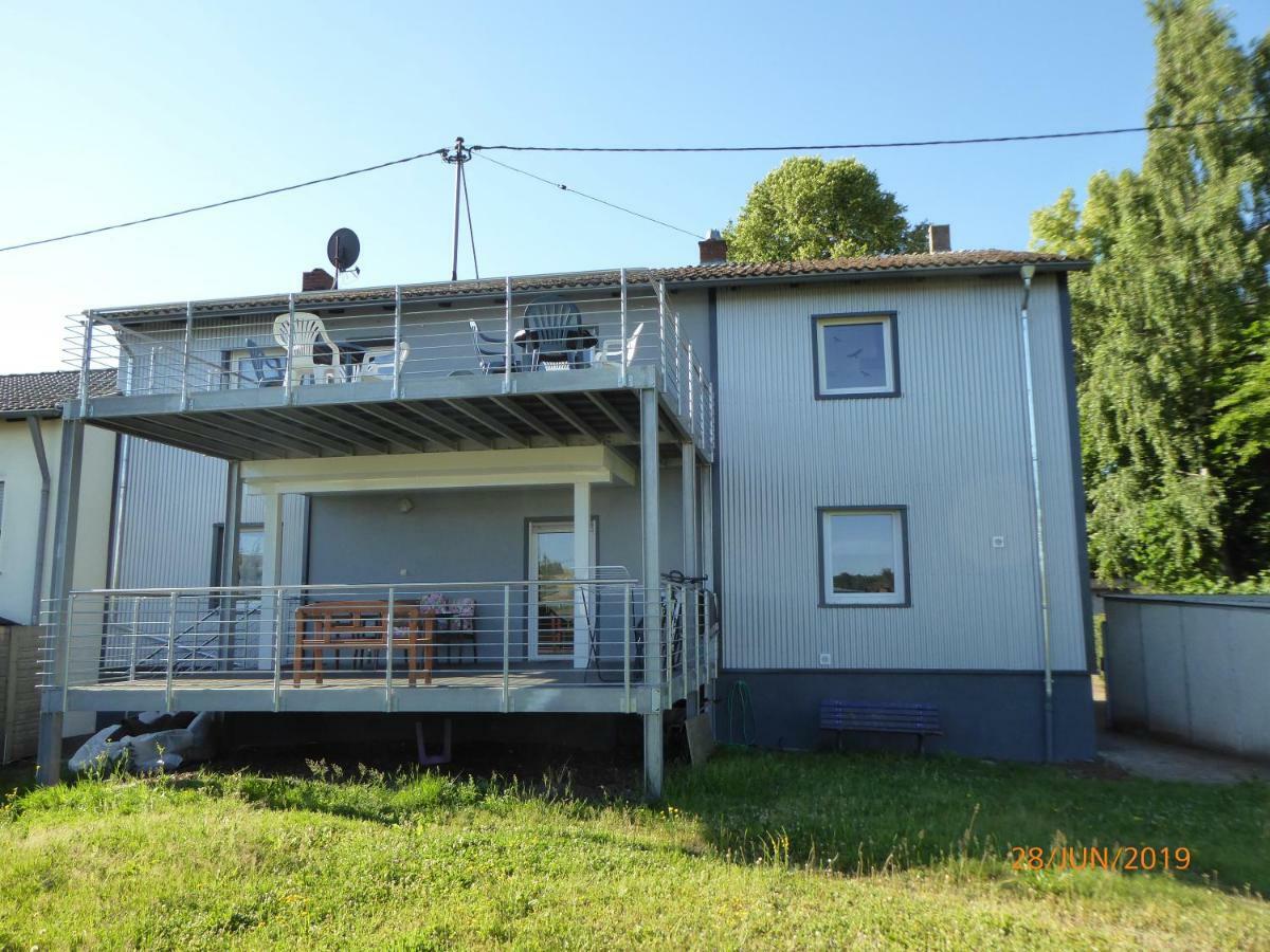 "Baerenhaus" Ferienwohnung Püttlingen 외부 사진
